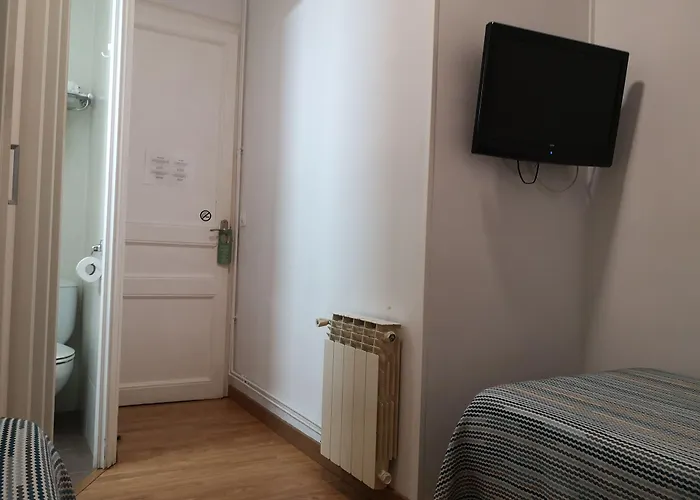 Hostal Lesseps Barcelona